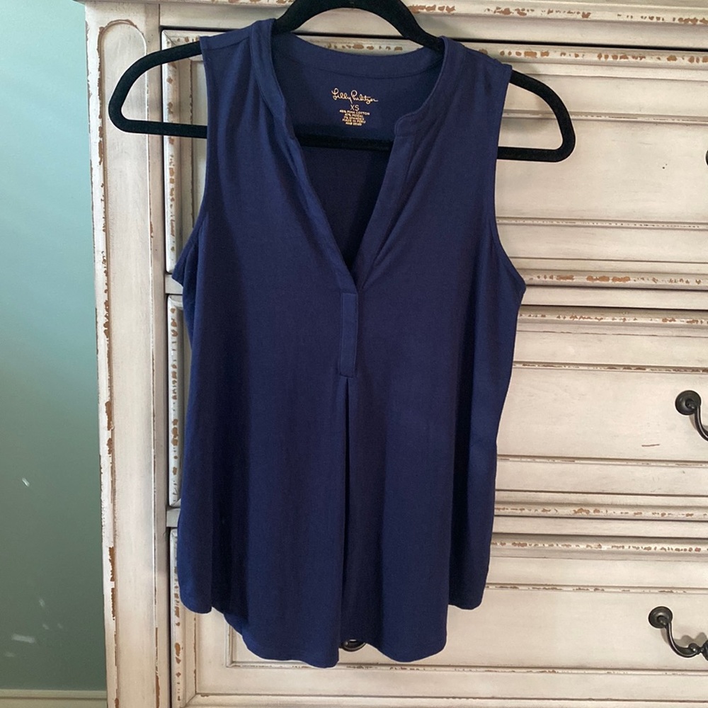 Lily Pulitzer Navy sleeveless top